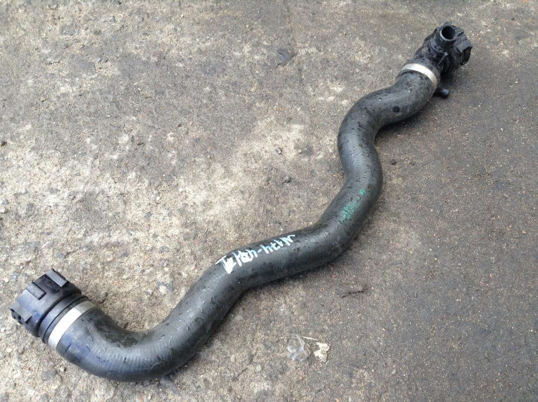 патрубок радиатора BMW 3 серия F30/F31/F34 2013, 2.0 л., N47 D20 C, дизель, АКПП, хетчбэк 5 дв., правый руль, 7811127 - фото №1