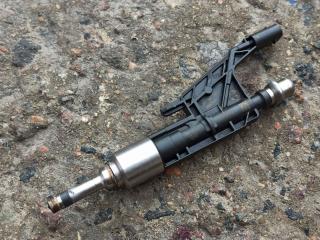 форсунка BMW 1 серия F20/F21 [рестайлинг] 2016, 1.5 л., B38 B15 A, бензин, АКПП, хетчбэк 5 дв., 9291135