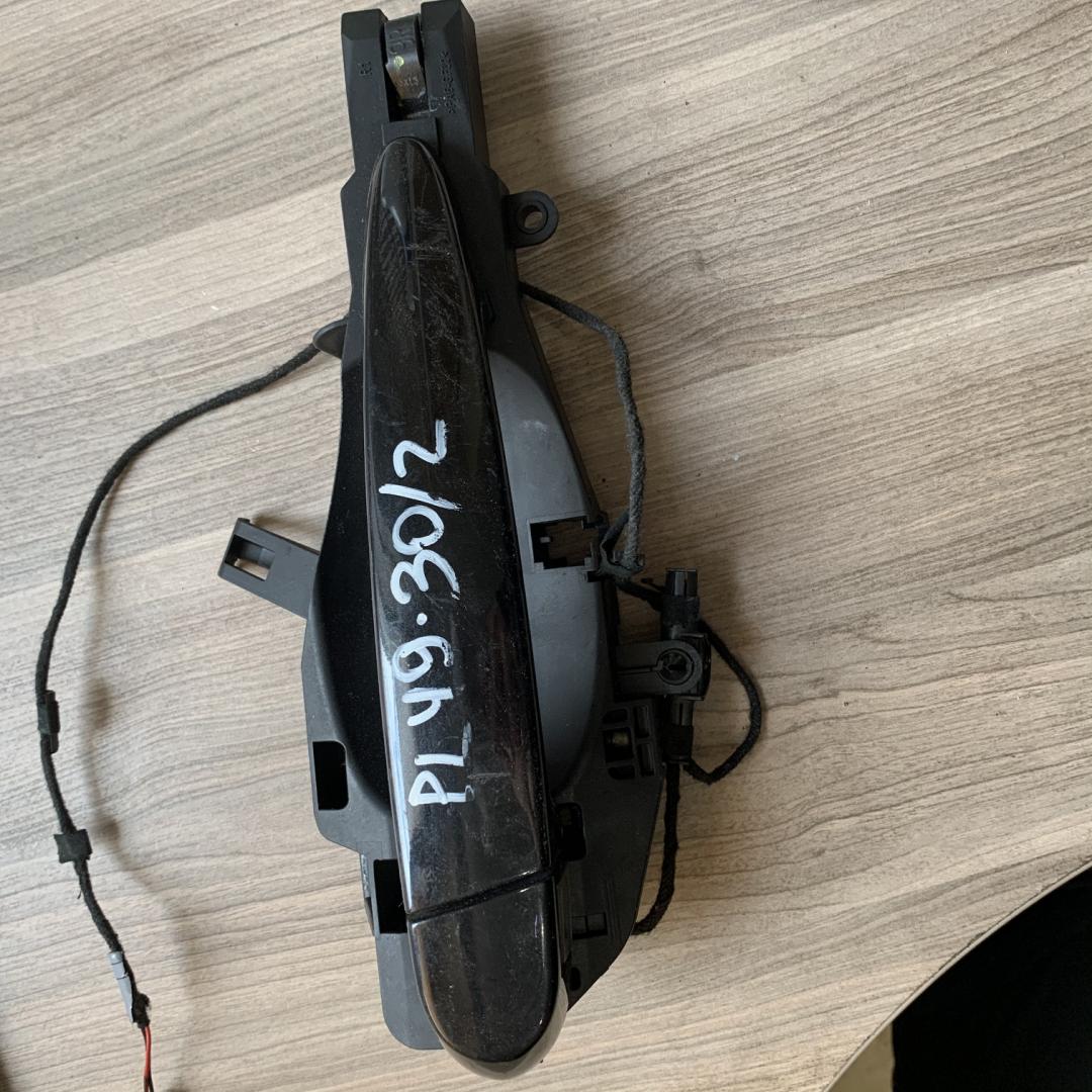 ручка наружная BMW X5 E70 2009, 3.0 л., M57 D30 (306D5), дизель, АКПП, внедорожник 5 дв. - фото №1