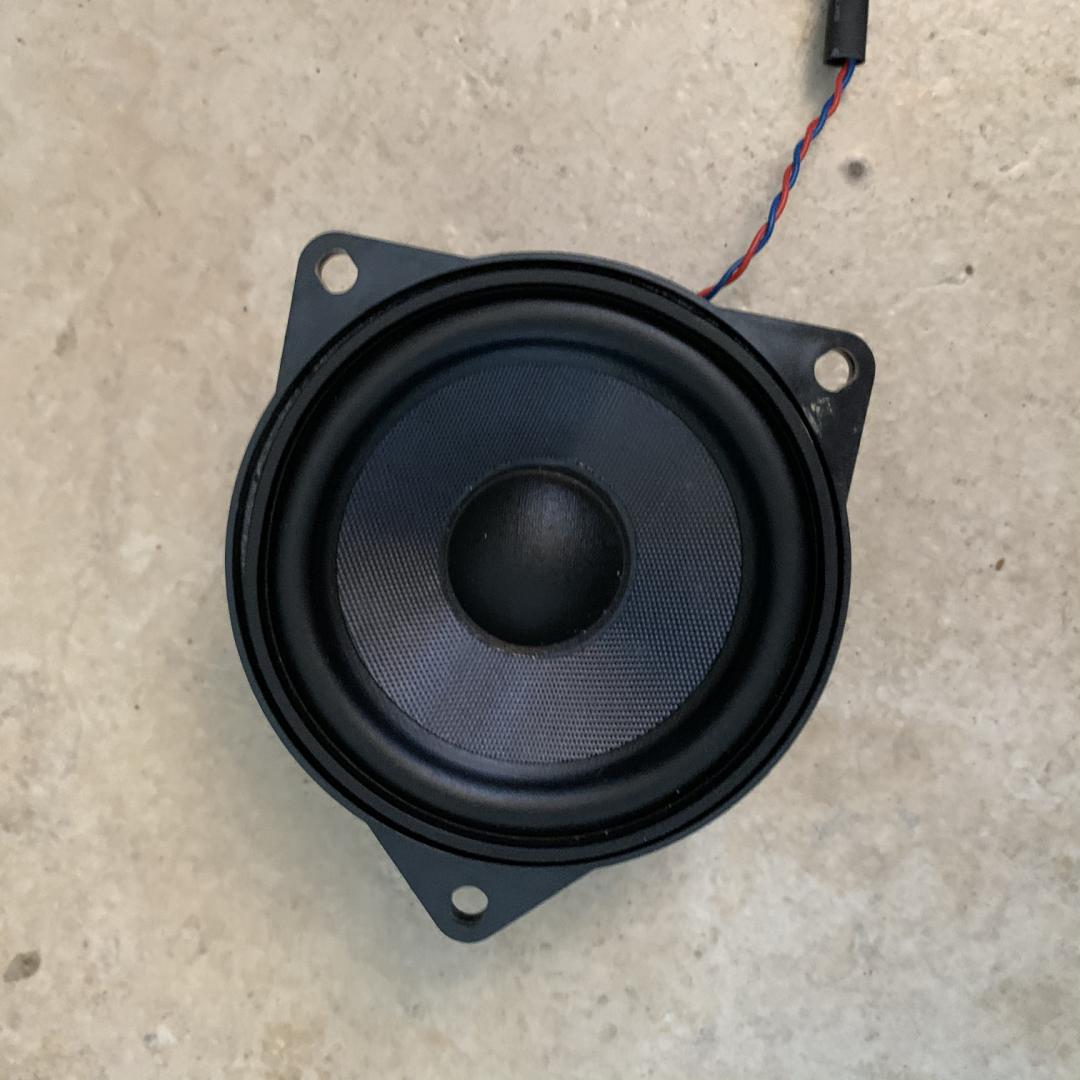 динамик двери BMW X5 E70 2009, 3.0 л., M57 D30 (306D5), дизель, АКПП, внедорожник 5 дв., 65139112472 - фото №1