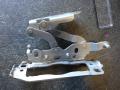 петля капота правая Mercedes-Benz C-Класс W204/S204 2008, 2.1 л., OM 646.811, дизель, МКПП, серебро, седан, A2048800828 - фото №3