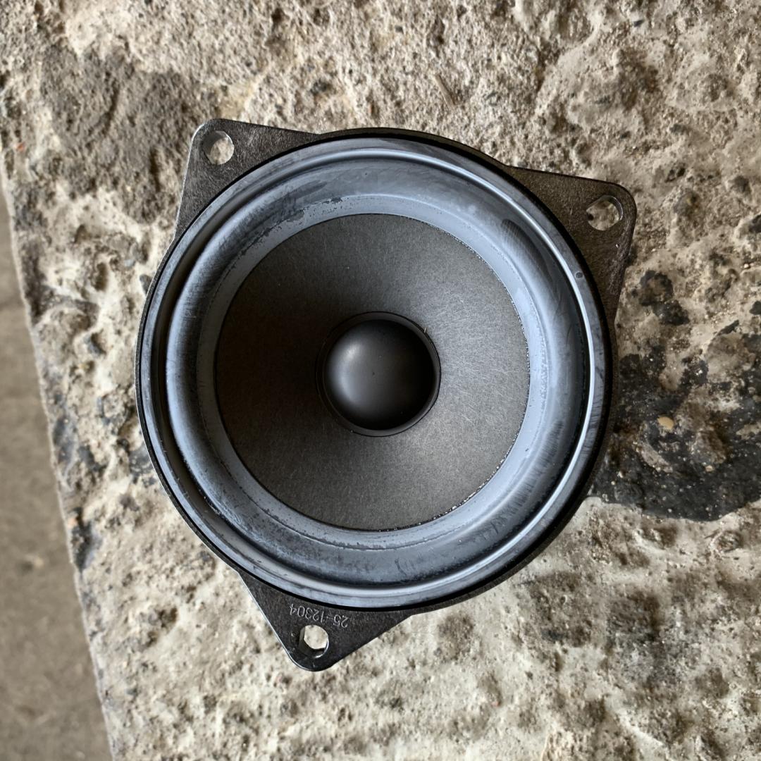 динамик двери BMW 5 серия E60/E61 2007, 3.0 л., N53 B30 A, бензин, АКПП, седан, 65139143153 - фото №1