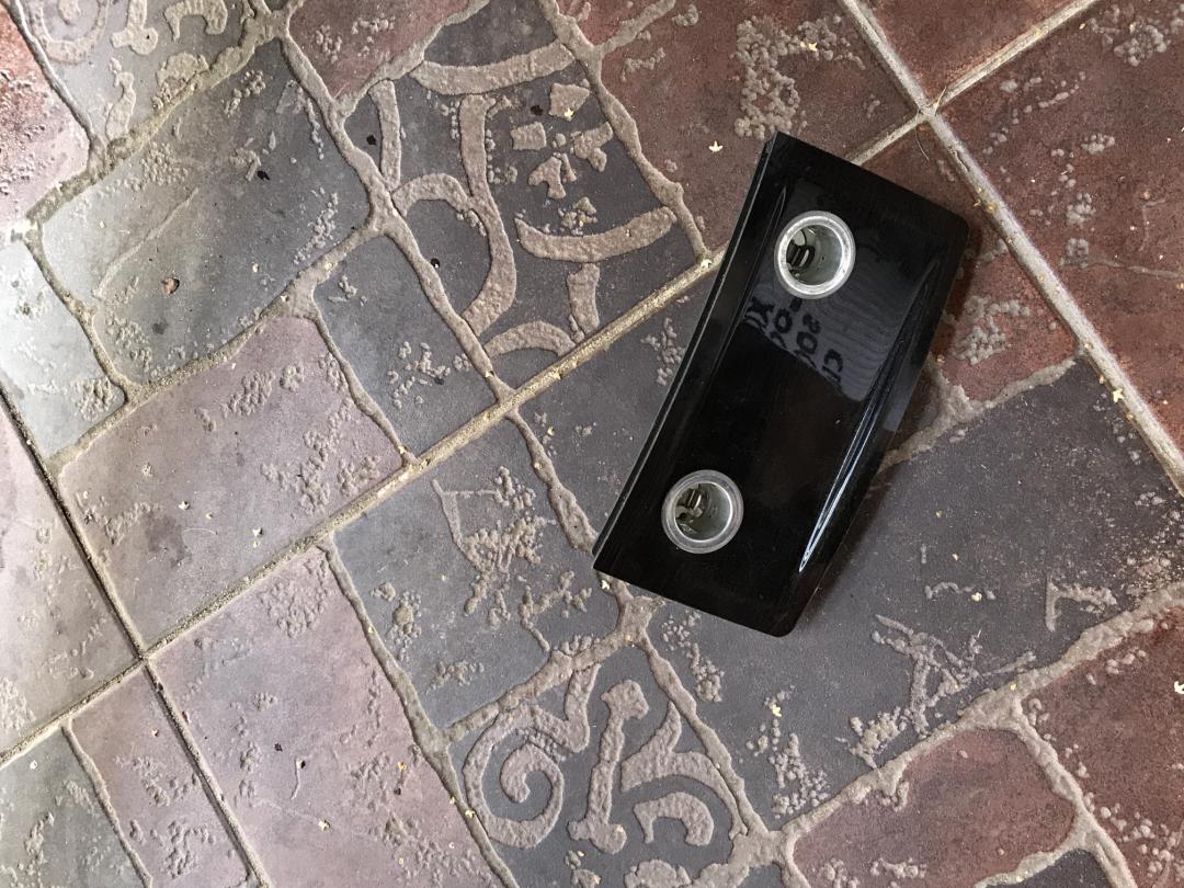 гнездо прикуривателя BMW 5 серия E60/E61 2007, 3.0 л., M57 D30 (306D5), дизель, АКПП, универсал, 9146242 - фото №1