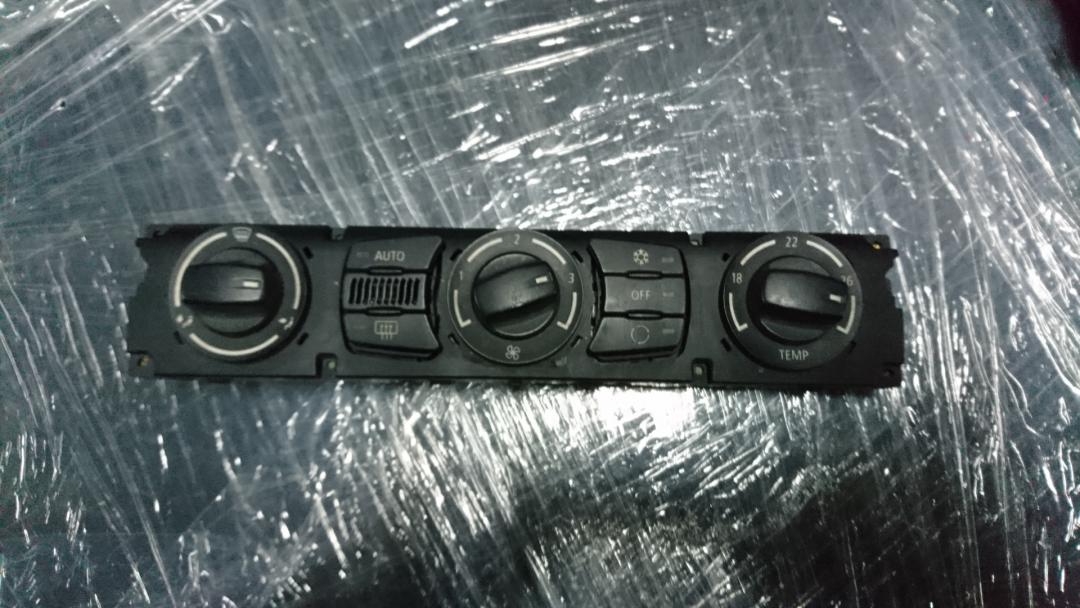 блок управления печки / климат-контроля BMW 5 серия E60/E61 2003, 2.0 л., N47 D20 A, дизель, АКПП, седан, 64116942682 - фото №1