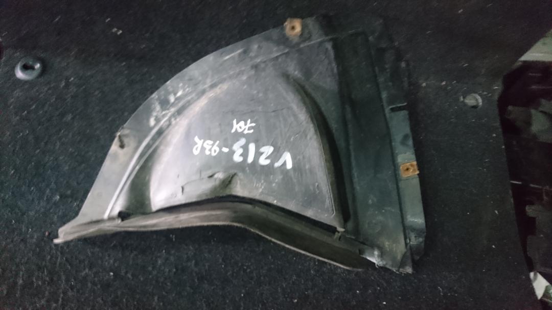 защита арок передняя правая (подкрылок) BMW 7 серия F01/F02 2010, 4.4 л., N63 B44 A, бензин, АКПП, седан, 51757185006 - фото №1