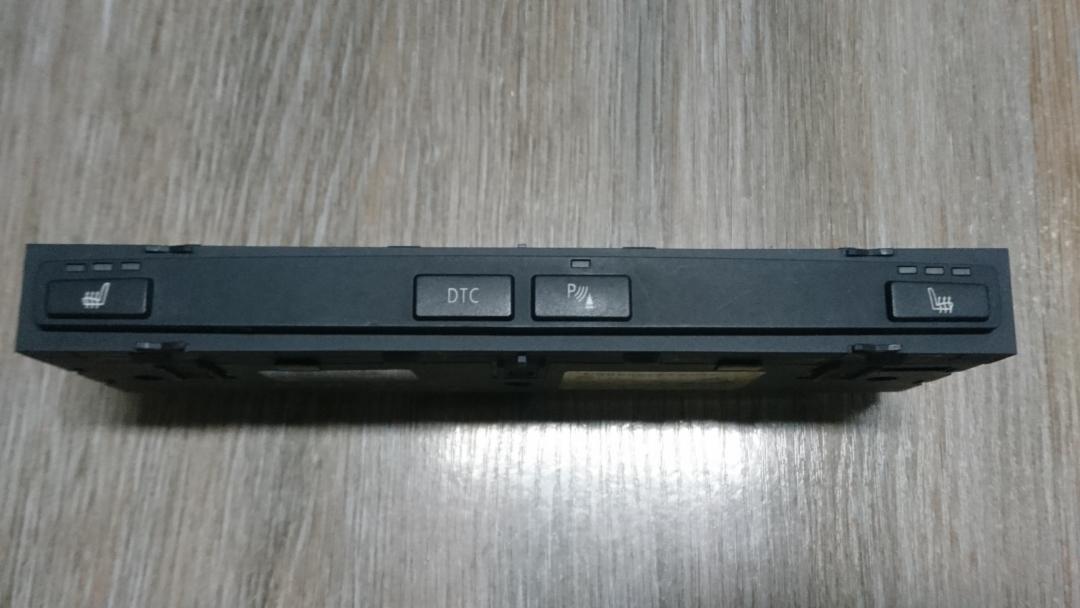 кнопка (выключатель) BMW 5 серия E60/E61 2006, 3.0 л., M57 D30 (306D4), дизель, АКПП, серый, седан, 6985750 - фото №1