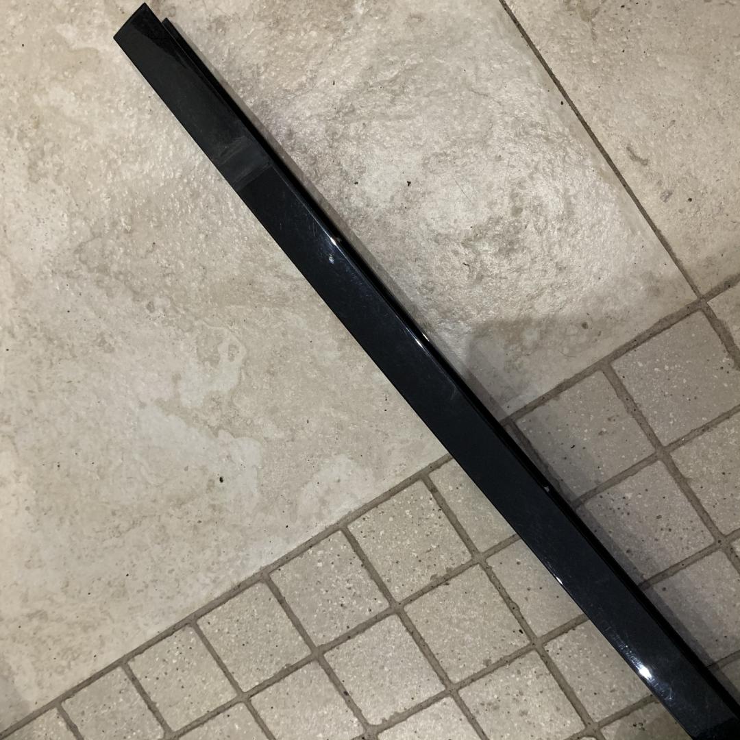 наружная декоративная накладка двери задней правой Mercedes-Benz GL-Класс X166 2014, 3.0 л., OM 642.826, дизель, АКПП, белый, внедорожник 5 дв., A1667300419 - фото №1