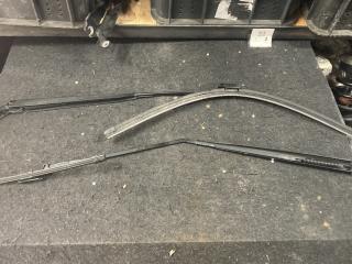 щеткодержатель (поводок стеклоочистителя, дворник) BMW 5 серия F07/F10/F11 2010, 3.5 л., N55 B30 A, бензин