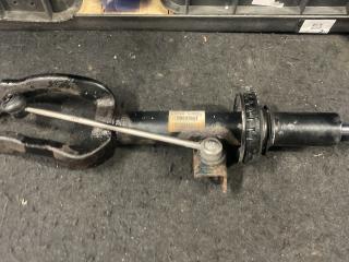 стойка амортизатора BMW 5 серия F07/F10/F11 2010, 3.5 л., N55 B30 A, бензин, 814904006721
