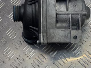 помпа BMW 5 серия F07/F10/F11 2012