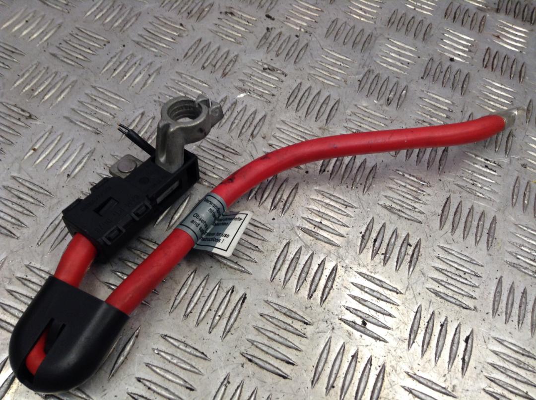 плюсовой провод аккумулятора BMW 7 серия E65/E66/E67 2004, 3.0 л., M54 B30 (306S3), бензин, АКПП, седан - фото №1