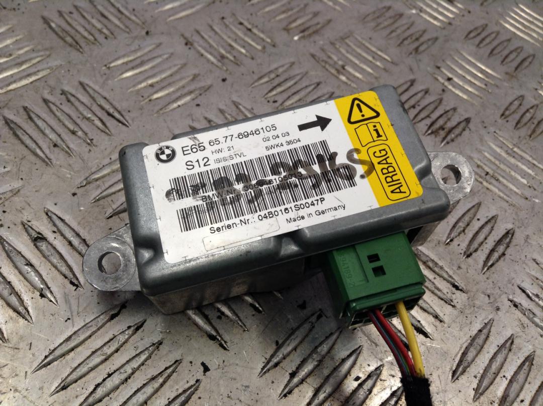 датчик удара BMW 7 серия E65/E66/E67 2004, 3.0 л., M54 B30 (306S3), бензин, АКПП, седан, 6946105 - фото №1