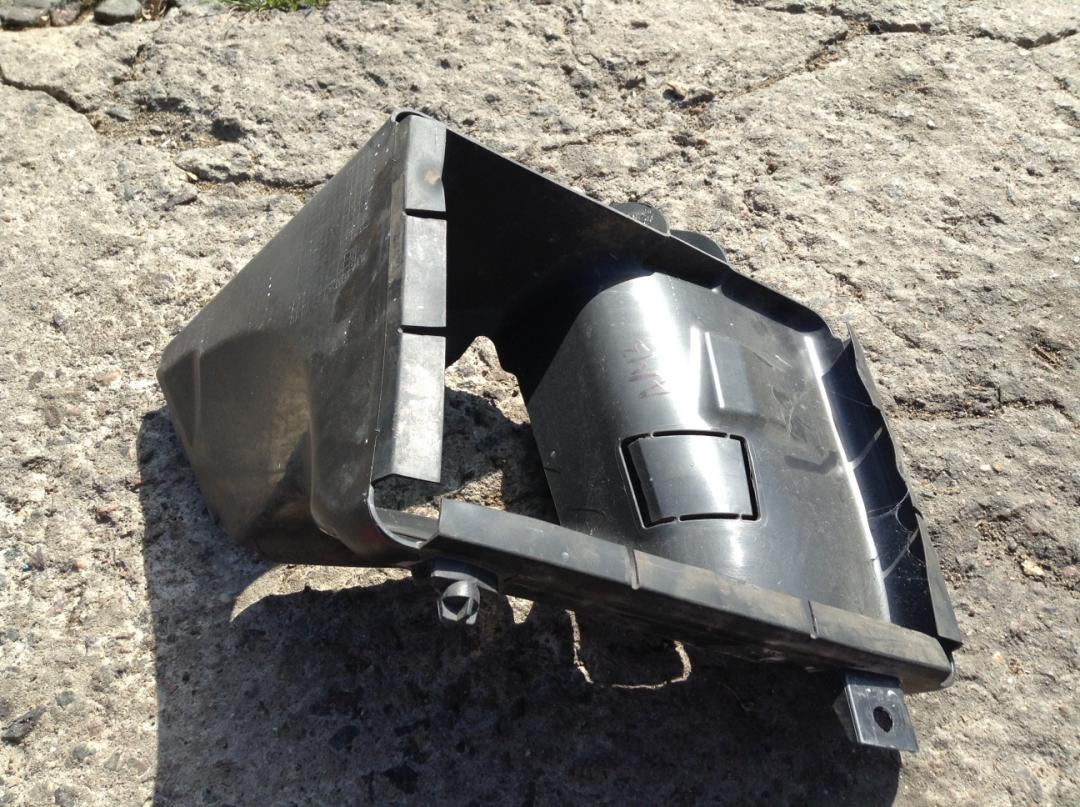 воздуховод радиатора BMW 5 серия F07/F10/F11 2012, 3.0 л., N55 B30 A, бензин, АКПП, хетчбэк 5 дв., 7200773 - фото №1