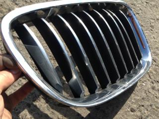 заглушка (решетка) в бампер BMW 5 серия F07/F10/F11 2012, 3.0 л., N55 B30 A, бензин, АКПП, хетчбэк 5 дв.