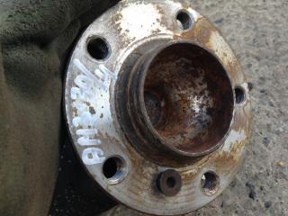 ступица передняя правая BMW 5 серия F07/F10/F11 2012, 3.0 л., N55 B30 A, бензин, АКПП, хетчбэк 5 дв.