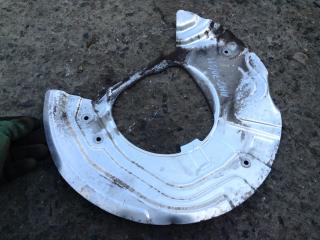 защитный кожух тормозного механизма BMW X5 E70 2007, 3.0 л., N52 B30 A, бензин, АКПП, внедорожник 5 дв.