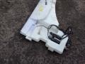 бачок омывателя BMW X5 E70 2007, 3.0 л., N52 B30 A, бензин, АКПП, внедорожник 5 дв. - фото №3