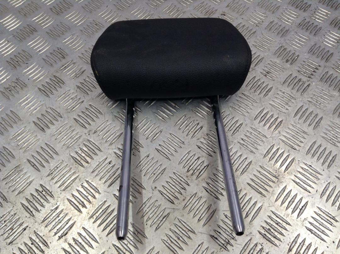 подголовник BMW 3 серия F30/F31/F34 2013, 2.0 л., N20 B20 A, бензин, АКПП, седан - фото №1