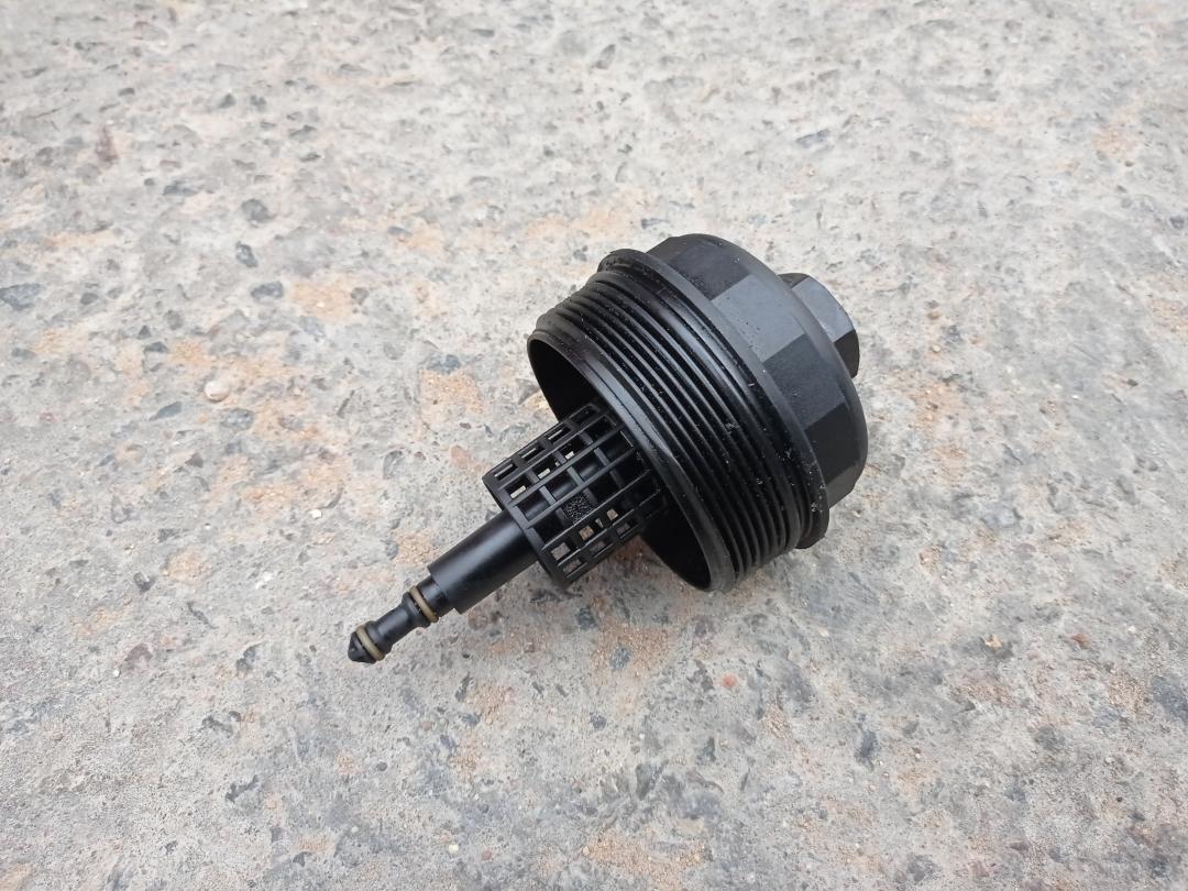 крышка масляного стакана BMW 3 серия E46 2002, 2.5 л., M54 B25 (256S5), бензин, АКПП, купе, 1744000 - фото №1