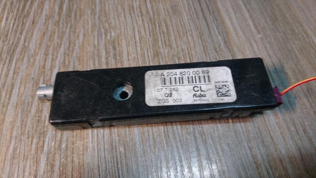 усилитель антенны Mercedes-Benz C-Класс W204/S204 2007, 2.0 л., M 271.910, бензин, АКПП, седан, A2048200089 - фото №1