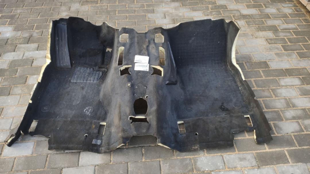 ковер салонный BMW 5 серия F07/F10/F11 2012, 2.0 л., дизель, 1844021 - фото №1