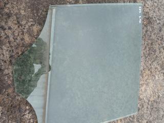 стекло двери задней правой BMW X3 E83 [рестайлинг] 2007, 3.0 л., N52 B30 A, бензин, АКПП, внедорожник 5 дв.