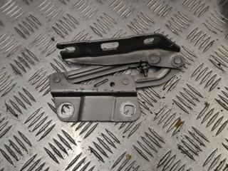 петля капота правая Mercedes-Benz M-Класс W164 2007, 3.0 л., OM 642.940, дизель, 2518800223