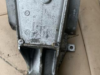 кронштейн полуоси BMW X3 E83 (2003 - 2006), 2.0 л., N47 D20 C, дизель, 3448546