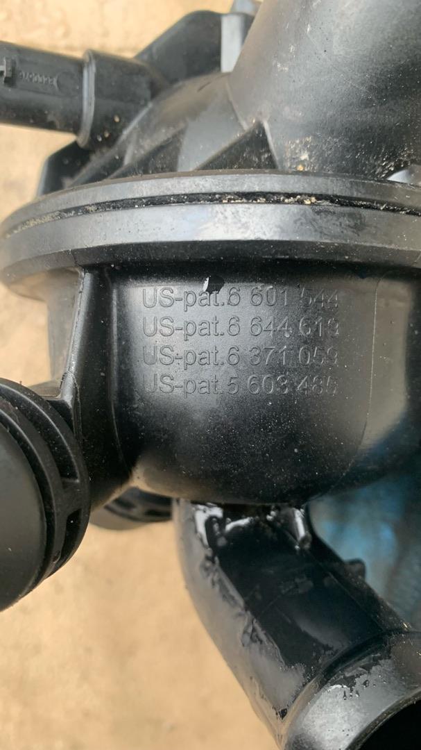 термостат BMW 5 серия F07/F10/F11 2010, 3.5 л., N55 B30 A, бензин, 6371059, 6601544, 6644619, 5603485 - фото №1