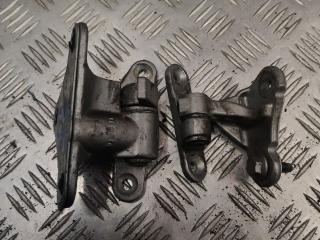 петля двери Mercedes-Benz M-Класс W164 2007, 3.0 л., OM 642.940, дизель