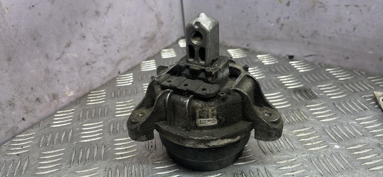 подушка крепления двигателя BMW 5 серия F07/F10/F11 2010, 3.0 л., N52 B30 AF, бензин, 6777365 - фото №1