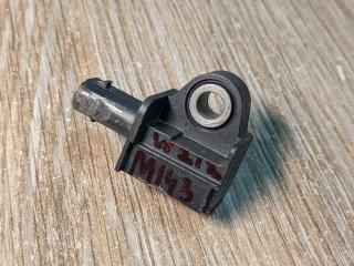 датчик удара Mercedes-Benz E-Класс W213/S213/C238/A238 2016, 2.0 л., OM 654.920, дизель, АКПП, белый, седан, правый руль, A2229051400, 2229051400