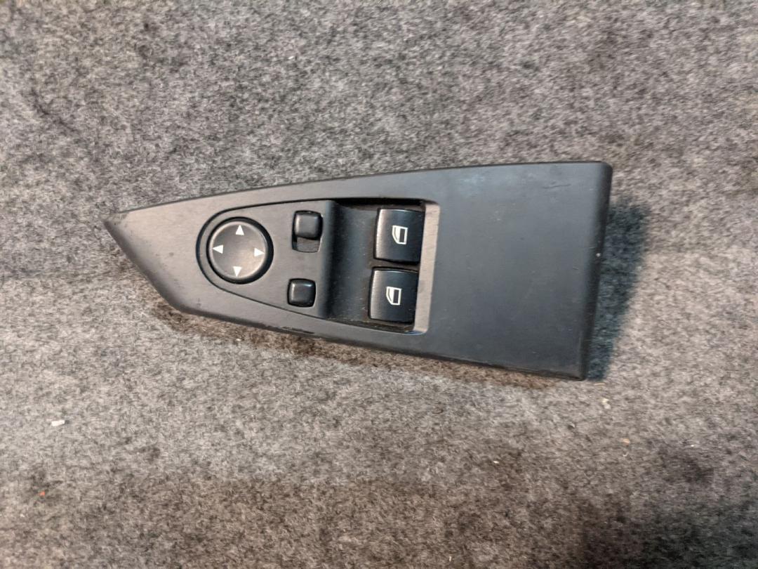 блок управления стеклоподъемниками BMW 6 серия E63/E64 2006, 3.0 л., N52 B30 A, бензин, АКПП, купе, 8029906, 61318029906 - фото №1