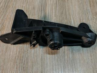 механизм открытия капота (кронштейн в салоне) BMW X5 E70 2009, 3.0 л., M57 D30 (306D3), дизель, АКПП, внедорожник 5 дв., 7148521