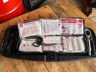 ящик под инструменты / набор инструментов BMW 5 серия F10/F11 [рестайлинг] 2013