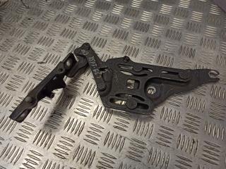 петля капота правая BMW X5 E70 2008, 3.0 л., M57 D30 (306D3), дизель, АКПП, внедорожник 5 дв., 7148348