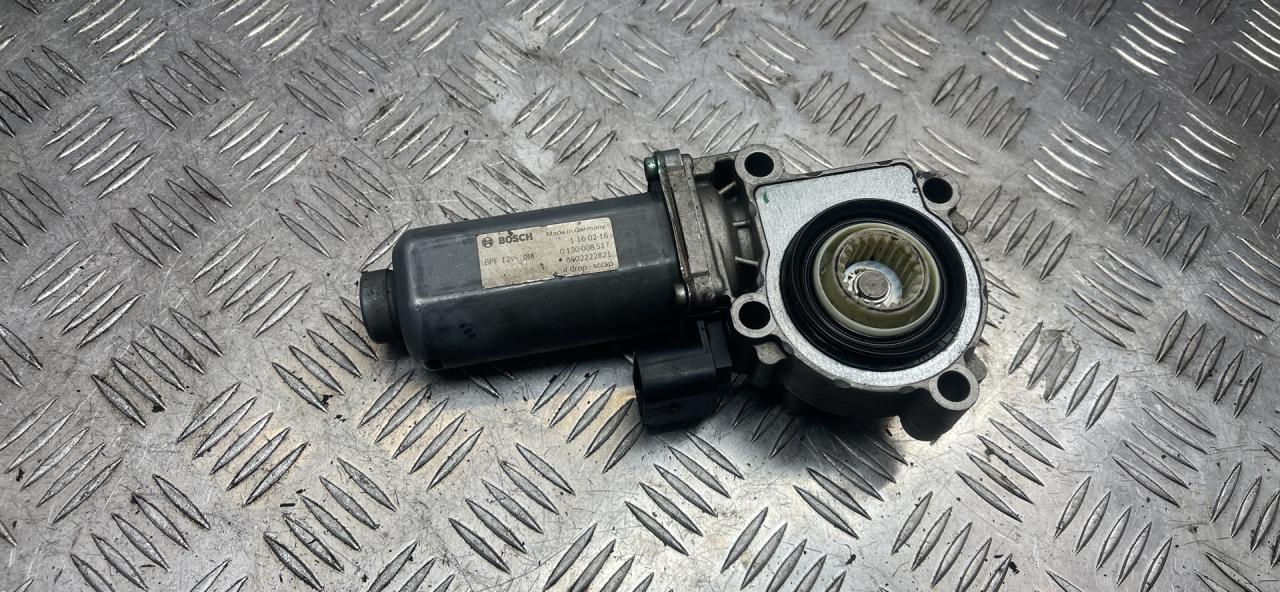 электромотор раздаточной коробки Nissan Patrol Y62 2014, 0130008517, 8602222821 - фото №1
