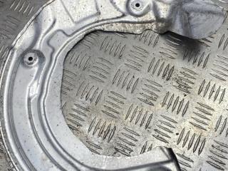 защитный кожух тормозного механизма BMW 5 серия G30/G31 G31 2018, 2.0 л., B48 B20 A, бензин, задний привод, правый руль, 6861797