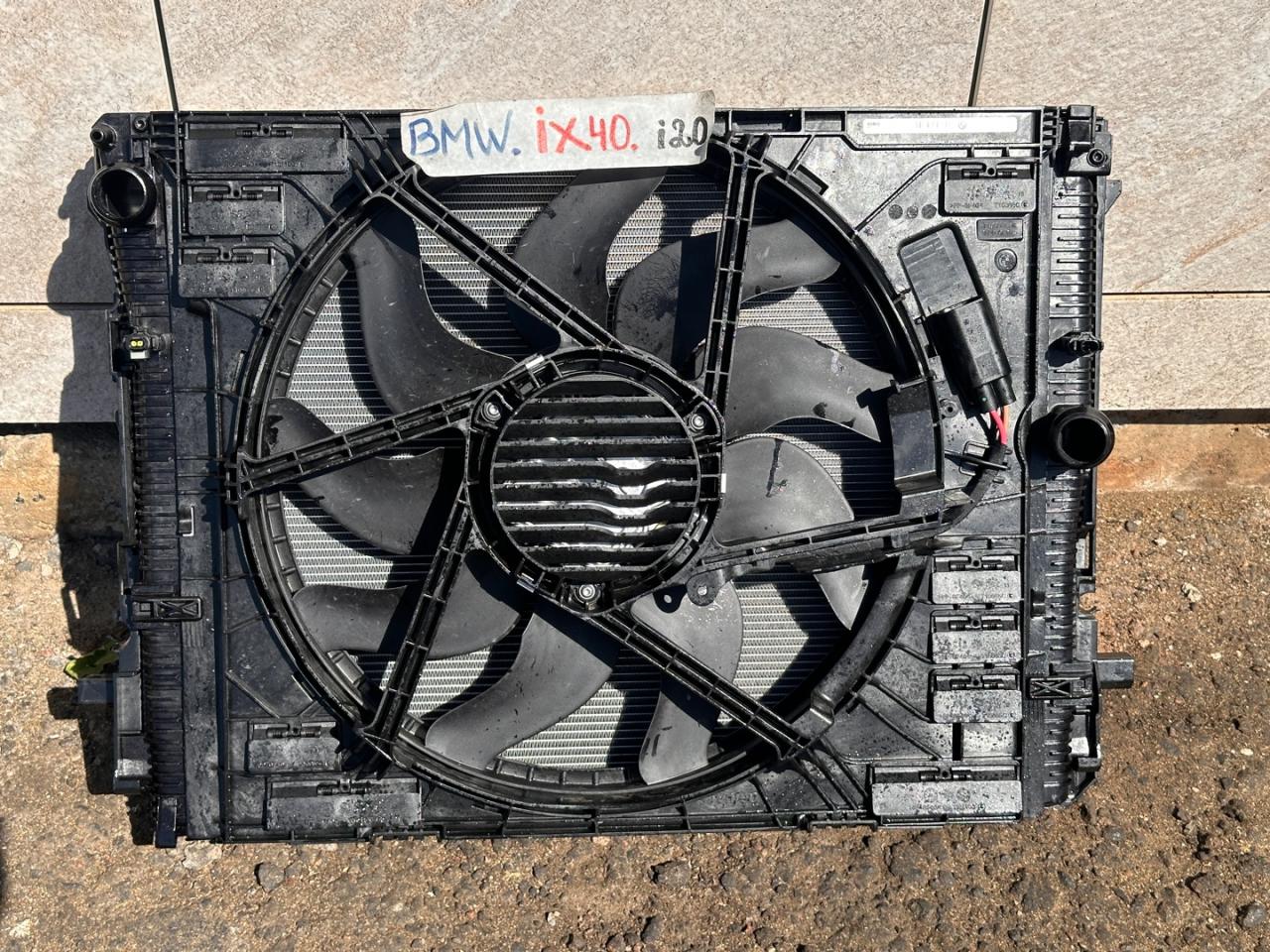 кассета радиаторов BMW iX I20 2022, электро, полный привод, правый руль, 8475354, 4358889, 8666817 - фото №1