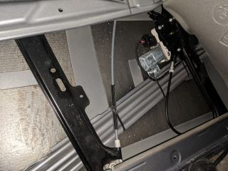 стеклоподъемник электрический передний левый BMW 5 серия E60/E61 2004, 2.5 л., M54 B25 (256S5), бензин, МКПП, синий, универсал