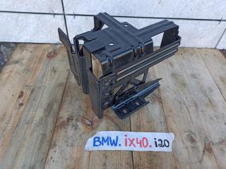 кронштейн (крепление) BMW iX I20 2022, электро, полный привод, правый руль, 8717937