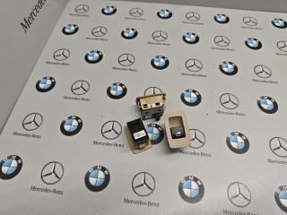 кнопка стеклоподъемника двери BMW X3 F25 2014, 2.8 л., N20 B20 A, бензин, 9234704