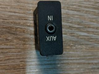 разъем AUX / USB BMW X3 E83 [рестайлинг] 2007, 3.0 л., N52 B30 A, бензин, АКПП, черный, внедорожник 5 дв., 6930561, 61316930561