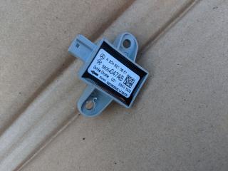 датчик удара Mercedes-Benz C-Класс W204/S204 2008, 2.1 л., OM 646.811, дизель, МКПП, серебро, седан, A2048210651, 2048210651, 56054047AB, 5WK3902