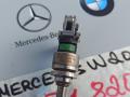 форсунка Mercedes-Benz C-Класс W204 [рестайлинг] 2013, 2.0 л., бензин, A2710780823 - фото №3