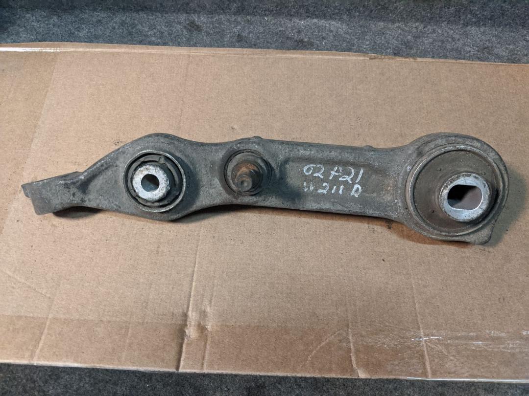 рычаг передний правый Mercedes-Benz E-Класс W211/S211 2004, 3.2 л., OM 648.961, дизель, АКПП, универсал - фото №1