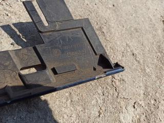 ресничка (ус) правой фары BMW 7 серия E38 1997, 4.0 л., бензин, 8157938