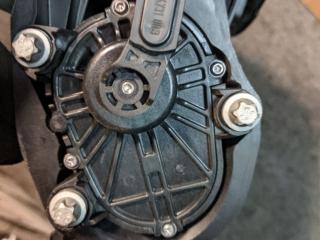 сервопривод заслонок впускного коллектора Mercedes-Benz GLE W166 2015, 2.1 л., OM 651.960, дизель, АКПП