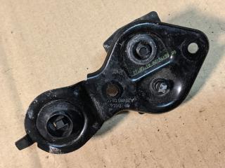 петля замка капота Mercedes-Benz CLS-Класс C219 2007, 3.0 л., OM 642.920, дизель, АКПП, купе, A2118800360, 2118800360