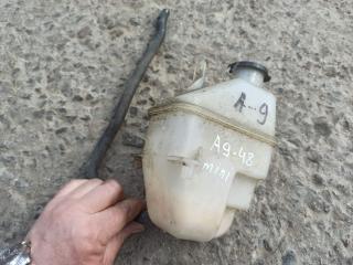 бачок расширительный Mini Cooper 1 поколение 2001, 1.6 л., W10 B16 A, бензин, АКПП, красный, хетчбэк 5 дв.